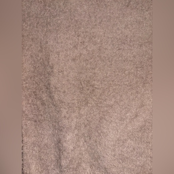 Gently use excellent condition very soft xs - Picture 4 of 5